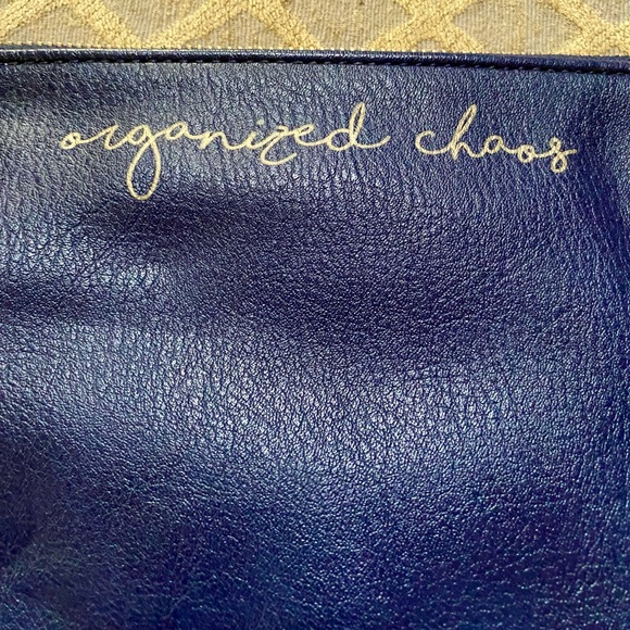 🔥Lauren Conrad Organized Chaos Pouch Wristlet🔥 NWOT - Picture 2 of 8